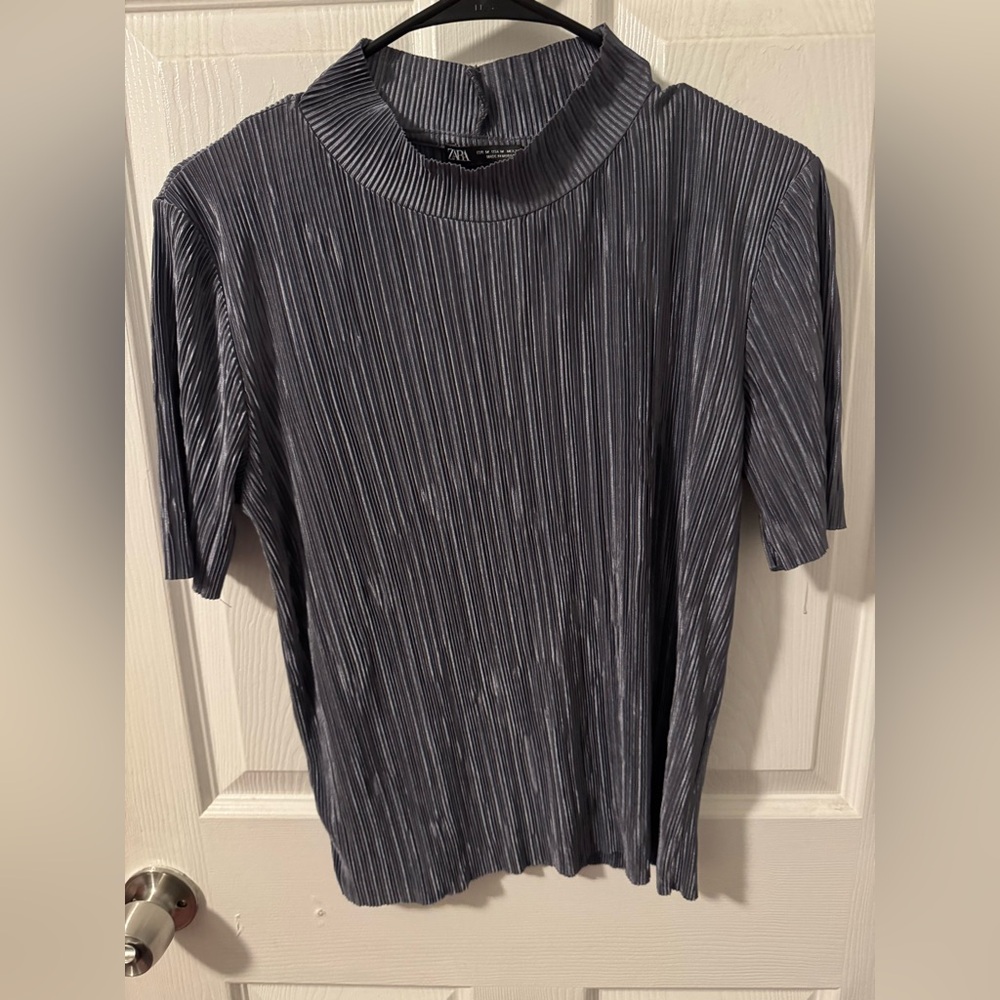 Zara Women's Short Sleeve Pleated Top - Gray